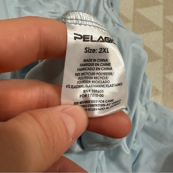NWOT PELAGIC performance fishing tee shirt pocket light blue - Picture 3 of 3